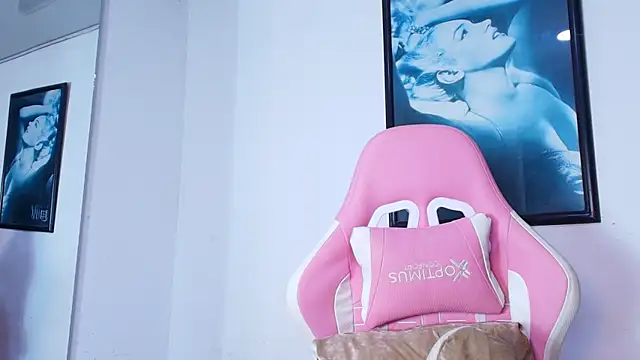 GraceWallace_ webcam