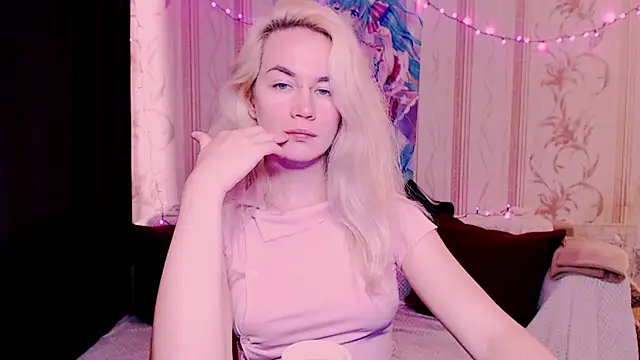 xxxcharismaaa webcam