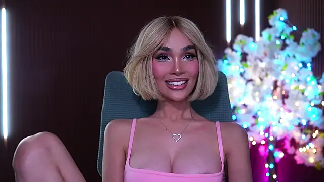 xxforyoureyesonlyxx webcam