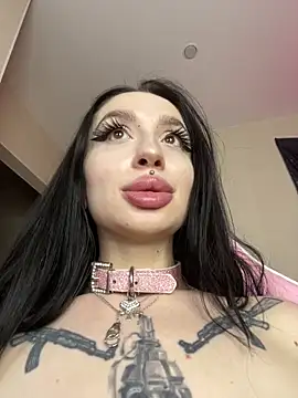 Molly__Moon