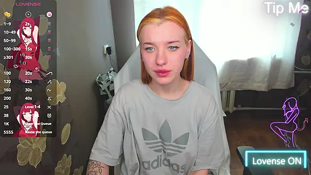 MeganNewCat webcam