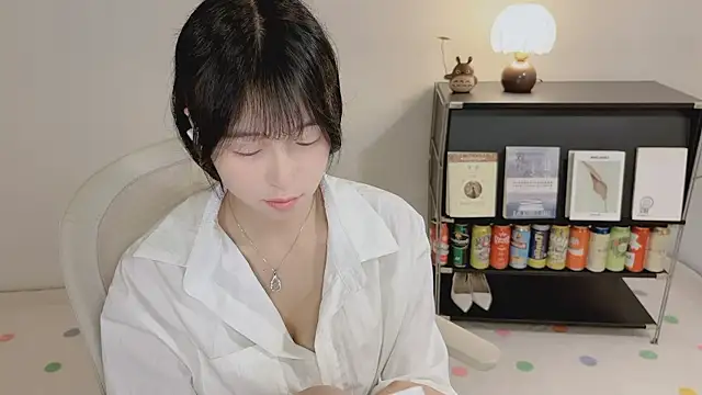 Onechestnut webcam
