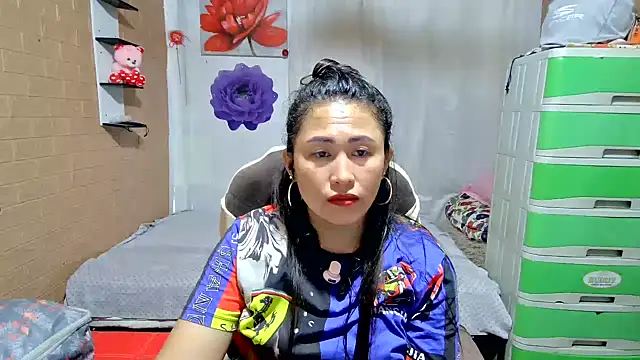 Filipina_Desire webcam