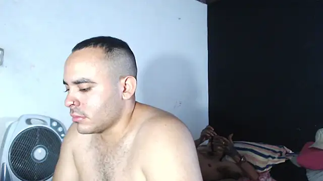 Ana_ThiagoxX webcam