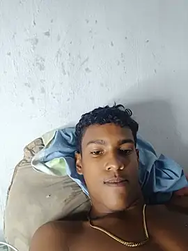 Brayam_30 webcam