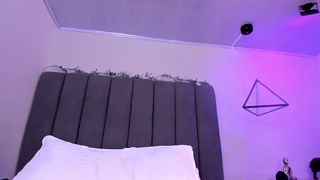 Tiana__x webcam
