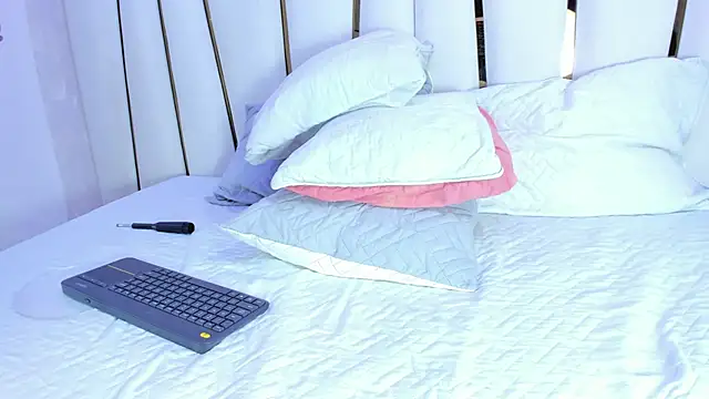 Linda_sm webcam