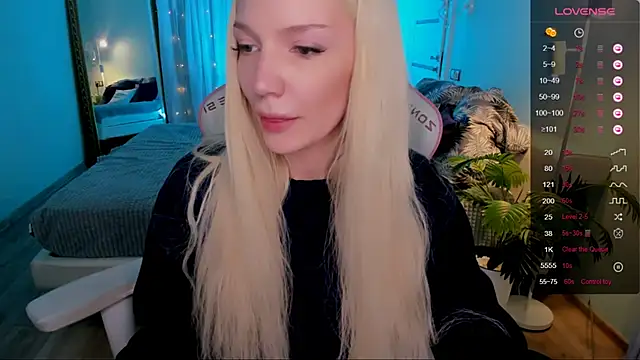 AnyaTaylor_ webcam