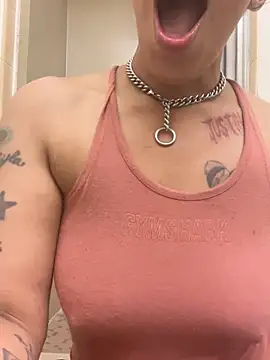 Desirae_Luciano
