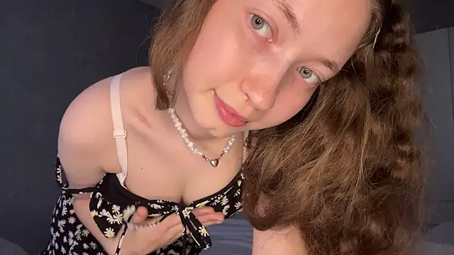 Emily_Mur_ webcam