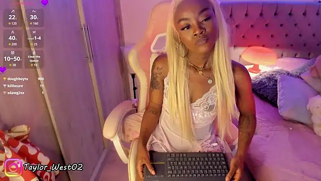 Miss_westt_ webcam