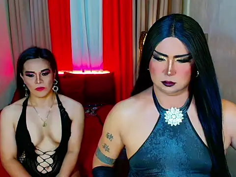 Incredible_Shemale webcam
