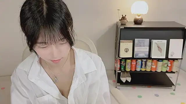 Onechestnut webcam