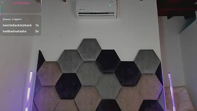 Latrellx7 webcam