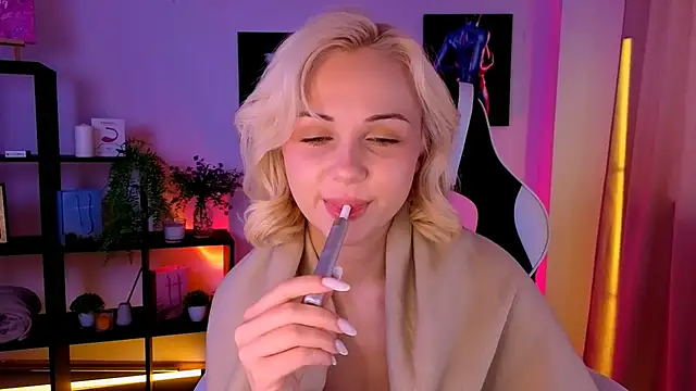 ElenaMonroe webcam
