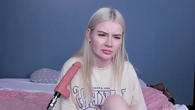 lillie_berry - Lillie_Berry's free webcam - UK Sex Cams
