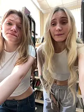 Pink_Kiss webcam