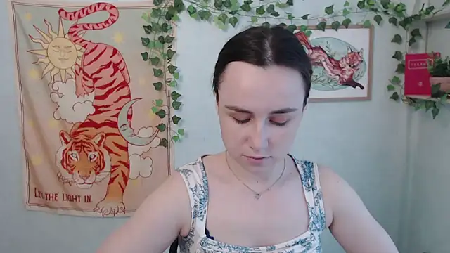 veryveryveryshy_ - VeryVeryVeryShy_'s free webcam - UK Sex Cams