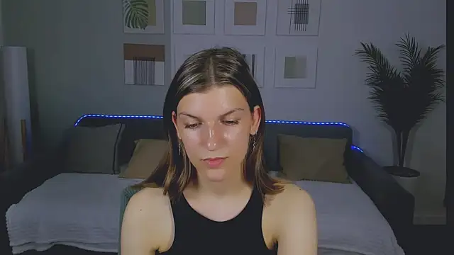 AnnaThorne webcam