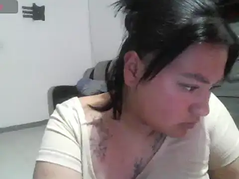 Alaia_moretti webcam