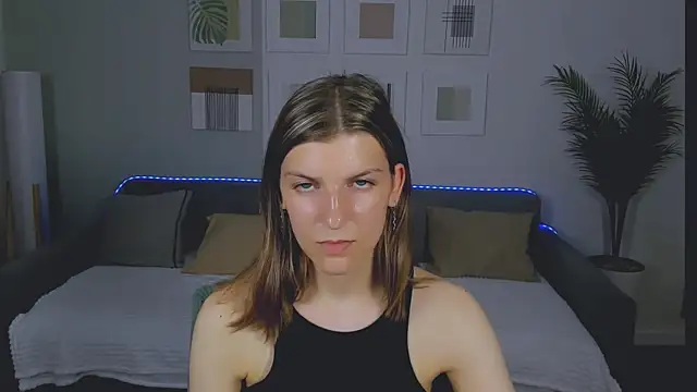 AnnaThorne webcam