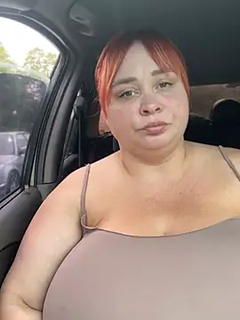 LadyDreams11 webcam
