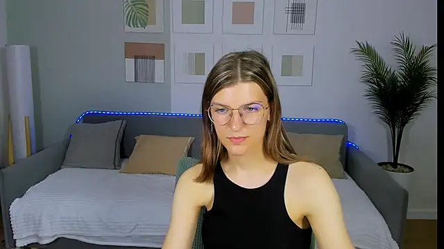 AnnaThorne webcam