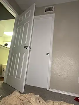 LillShayy webcam