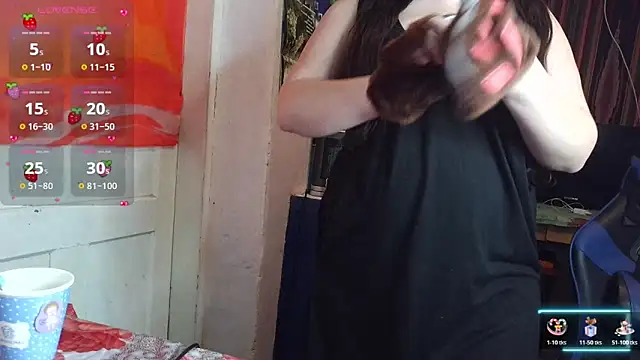 Cora_Maro webcam