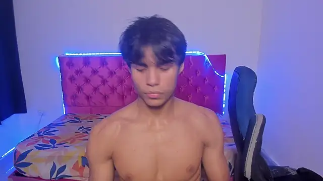 skinny_sam webcam