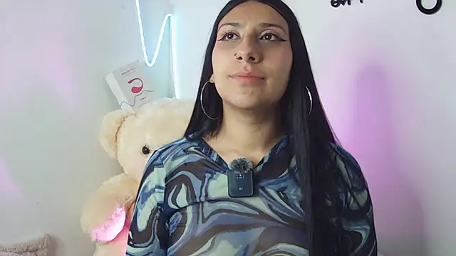 Sara_Blum webcam