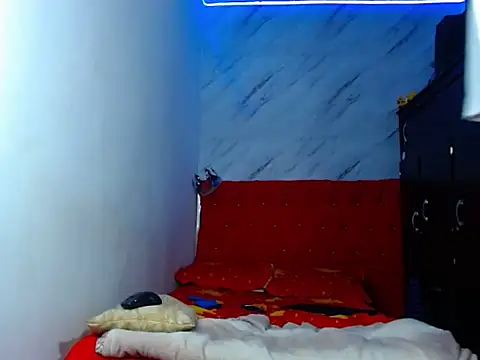 Sexybella_13 webcam