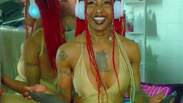 DaniaMarcell webcam