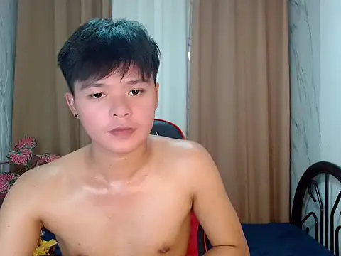 yourhotasiandoms webcam