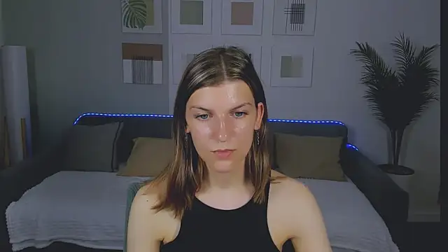 AnnaThorne webcam