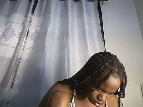 Tiara_tr webcam