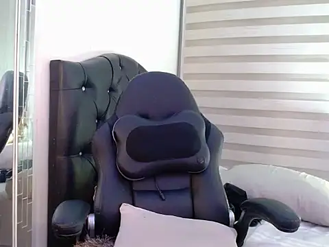gooddes303salome webcam