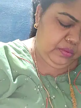 tamilthanushri