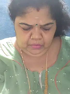 tamilthanushri webcam