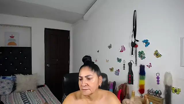 mature_bigboobs10 webcam
