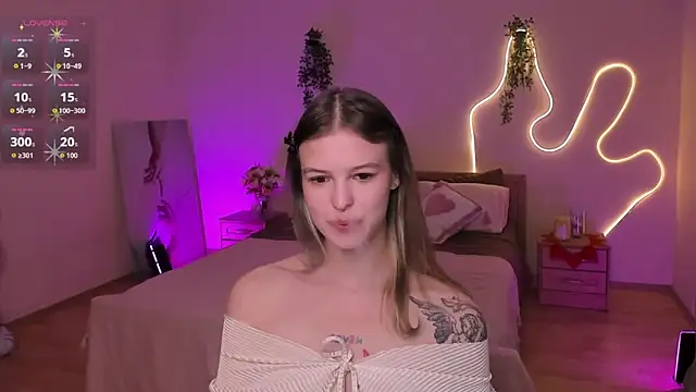 Lisa_Blossom webcam