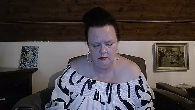 TiffanyMature webcam