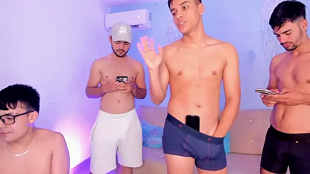 Spaceboys18 webcam