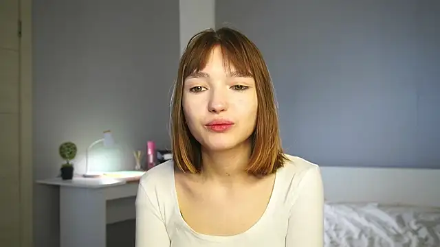 Leyla_crsh webcam