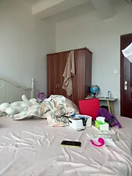 ruanruan05 webcam