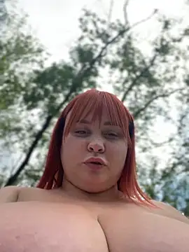 LadyDreams11 webcam