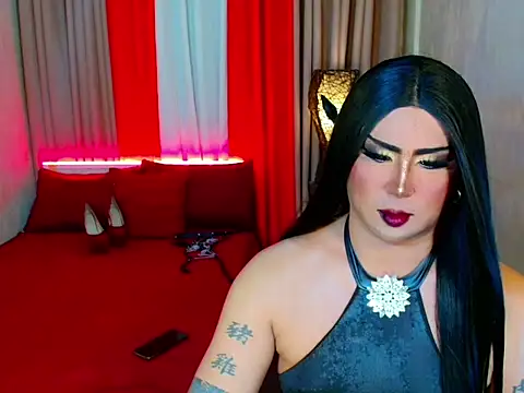 Incredible_Shemale webcam