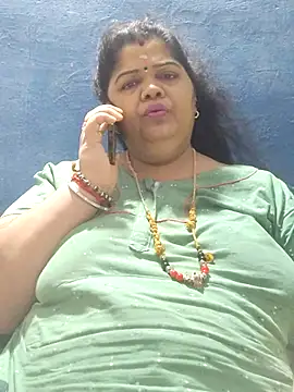tamilthanushri webcam