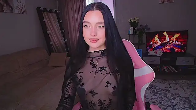 yoursLina webcam