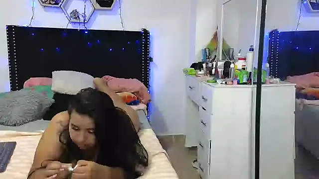 charlotte_077 webcam